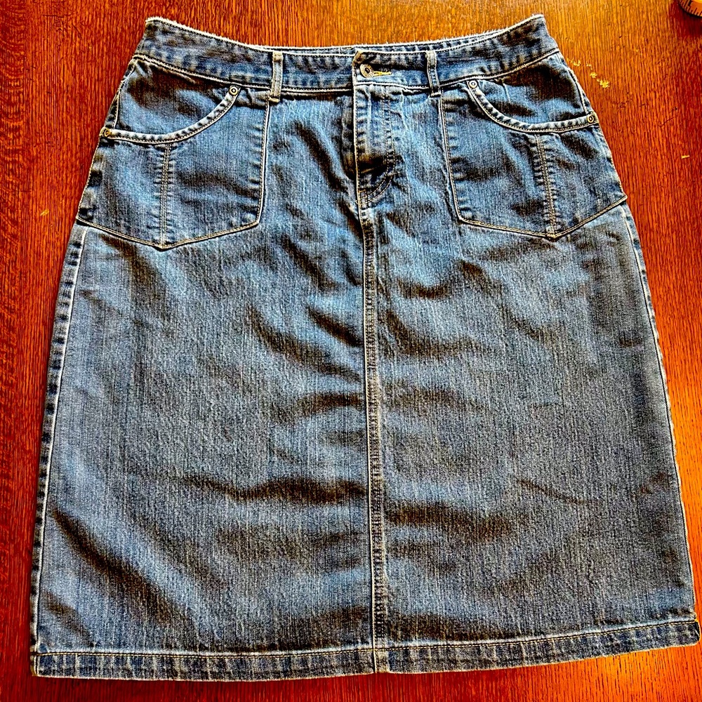 Christopher & Banks Sz 14 Denim Skirt